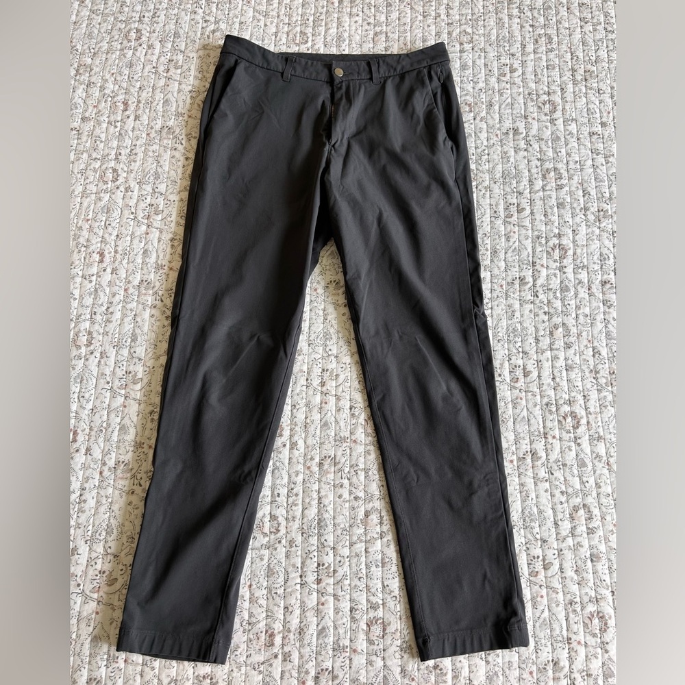 Lululemon Men’s 32 Pant (Slim Fit)